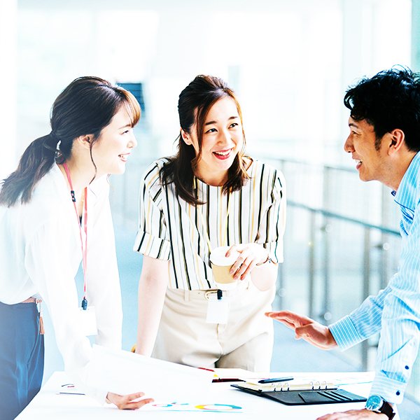 株式会社YOLO JAPAN｜インタビューの様子